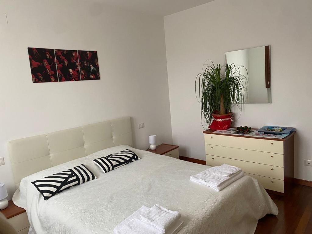 Bella Ciao Airport Apartment Seriate Exterior foto